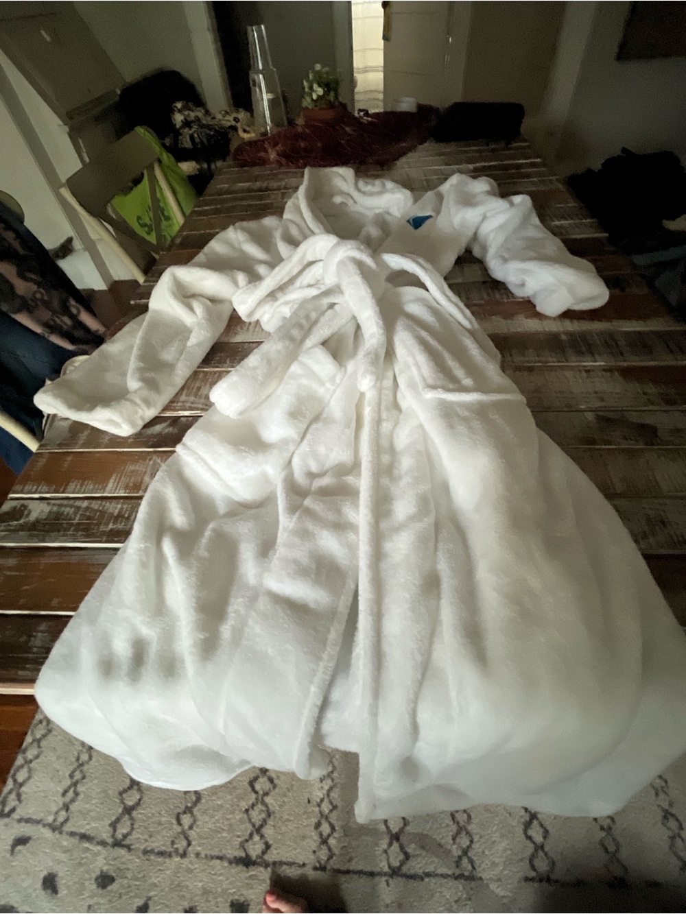Plush White Women's Robe Coat - Soft Hooded Cover-Up